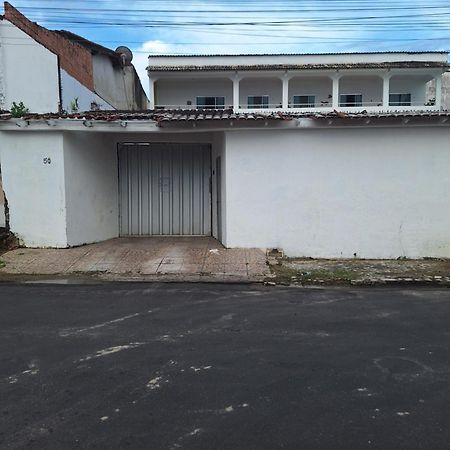 Quarto Triplo Com Banheiro Em Pousada E Restaurante Manaus Eksteriør billede
