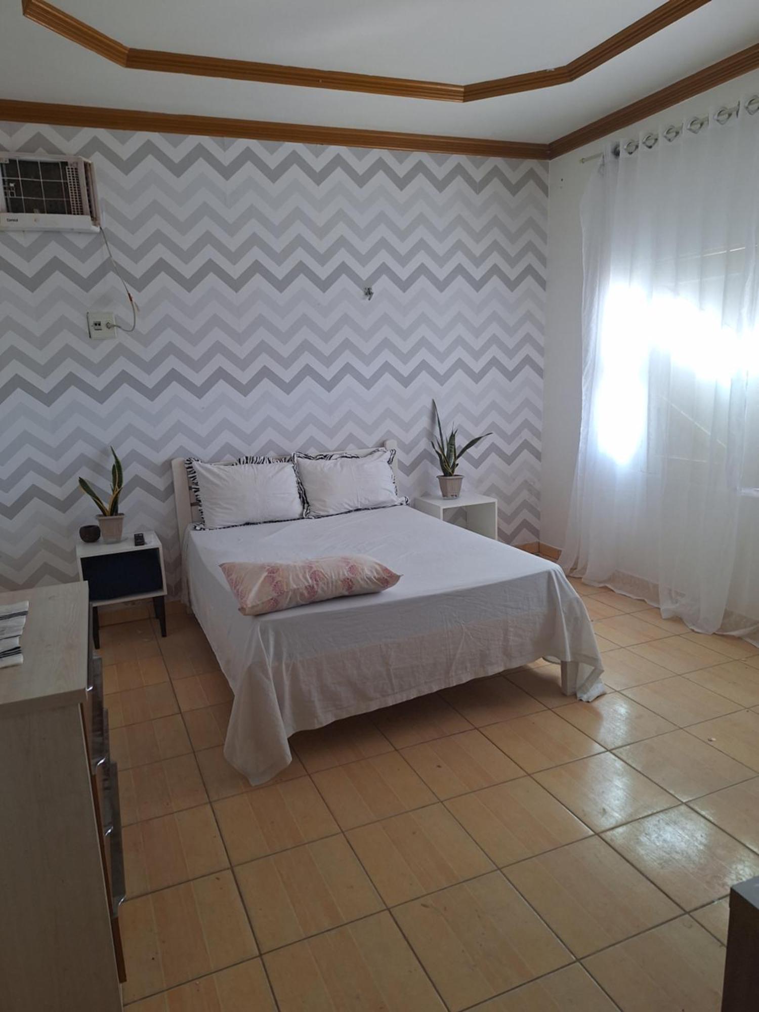 Quarto Triplo Com Banheiro Em Pousada E Restaurante Manaus Eksteriør billede